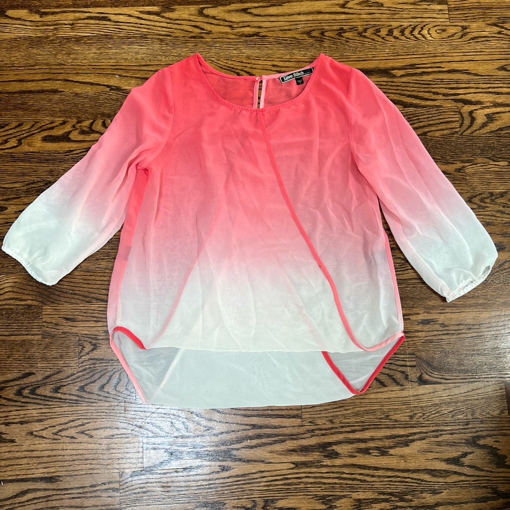 Love Stitch women’s top sz S